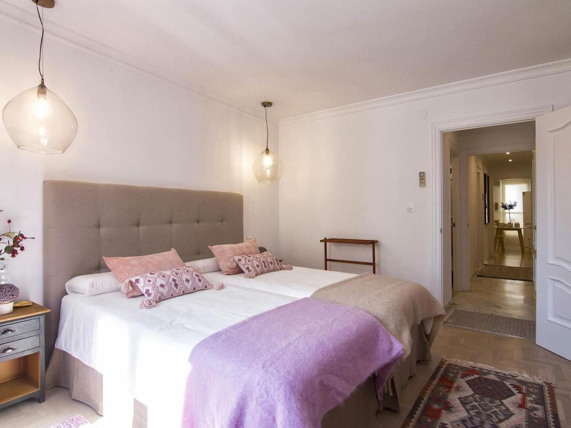 Glow And Elegant Apartment In Granada Center Free Parking Exterior foto