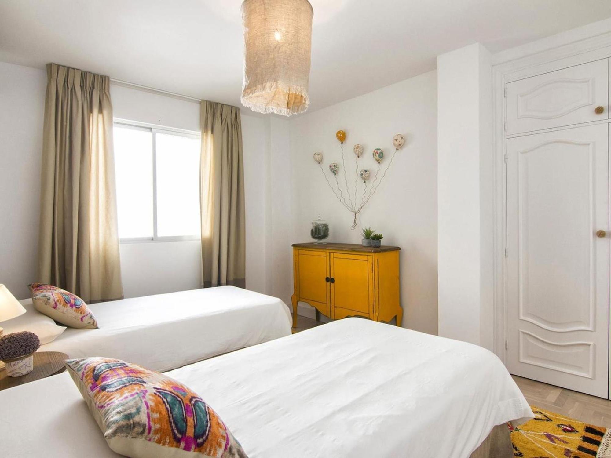 Glow And Elegant Apartment In Granada Center Free Parking Exterior foto