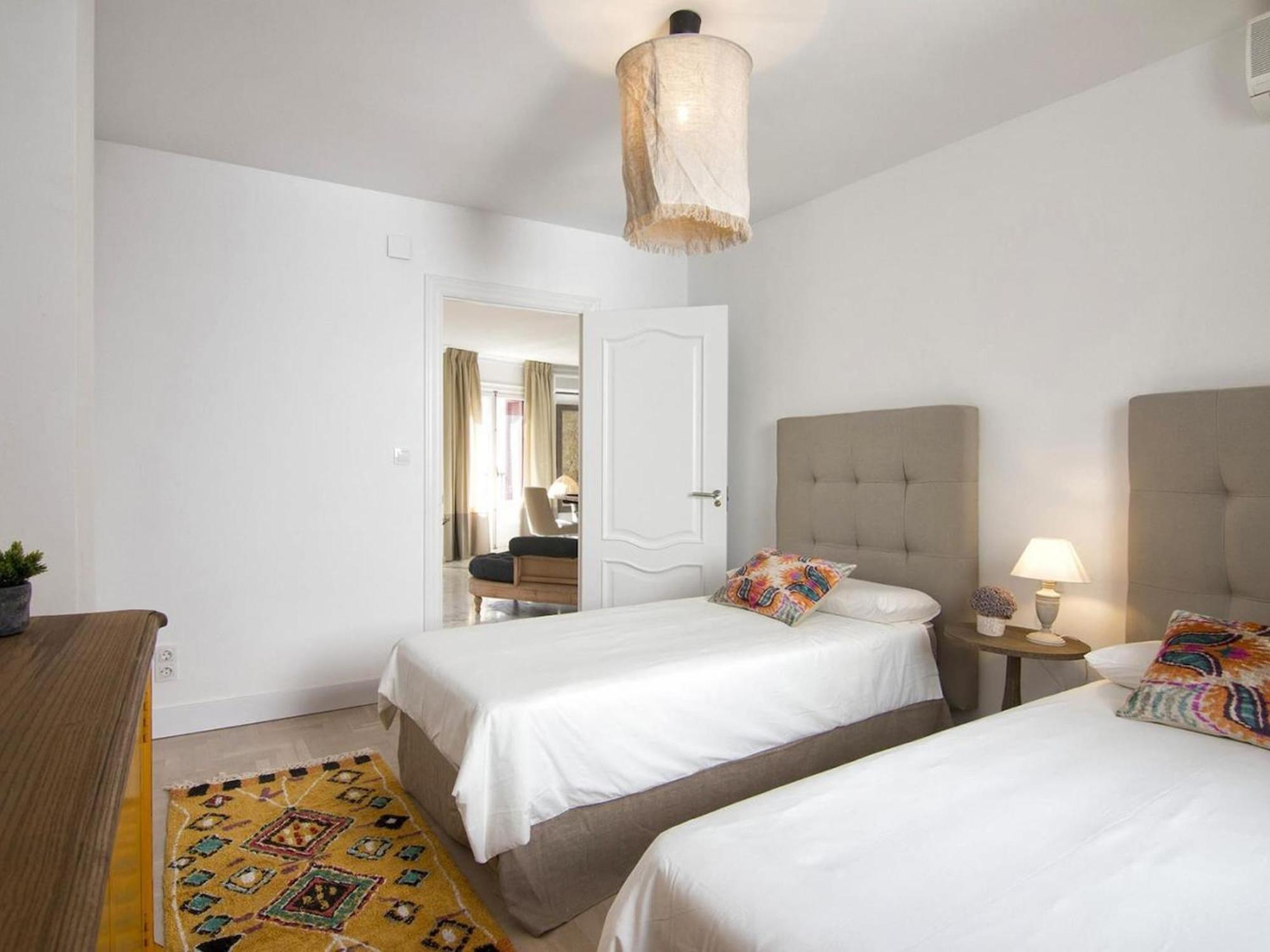 Glow And Elegant Apartment In Granada Center Free Parking Exterior foto